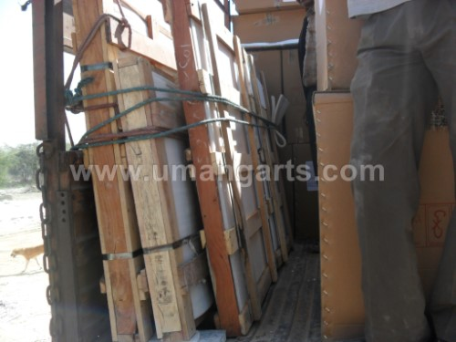 packing marble slabs in wooden box